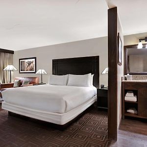 Habitación con Cama King Adaptada para Discapacitados